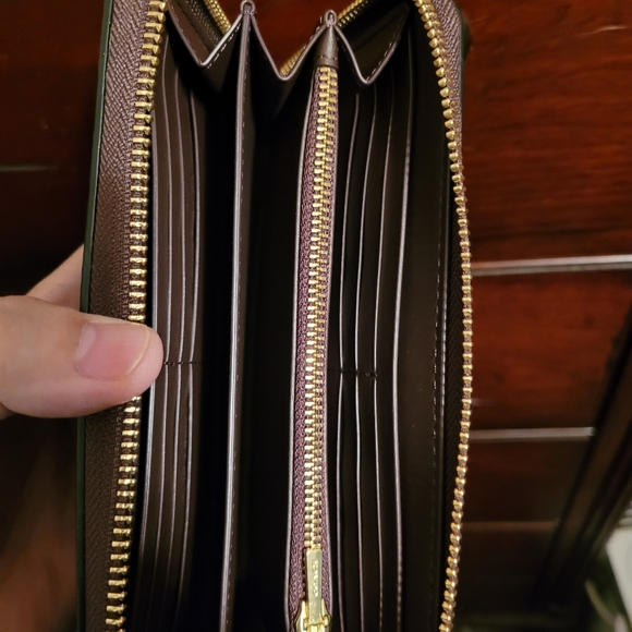 Authentic Coach set - Picture 5 of 6